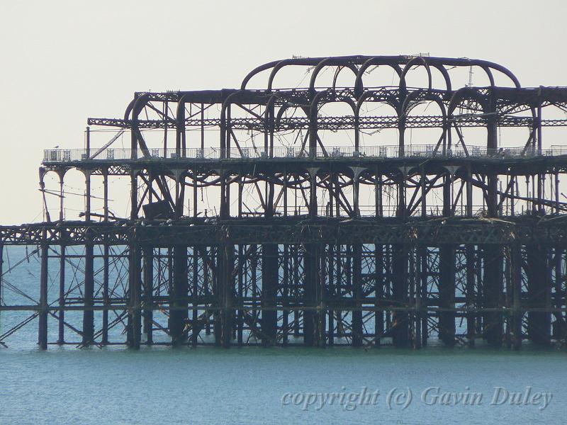 Old pier, Brighton P1160167.JPG